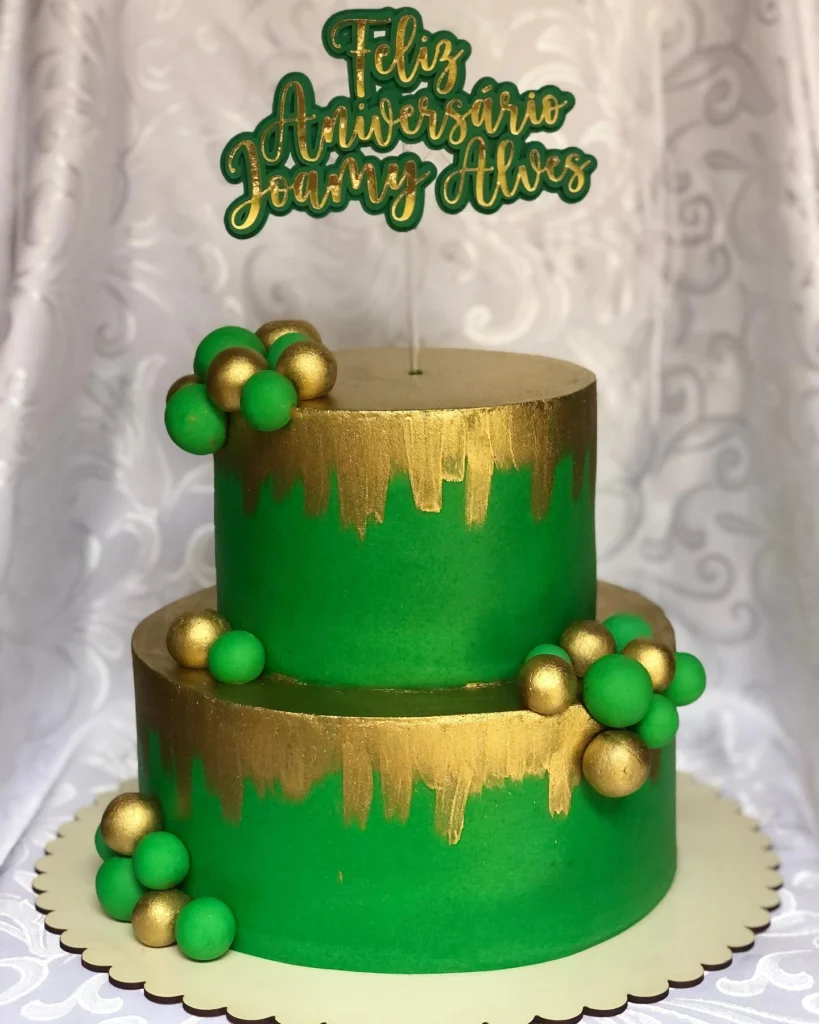 Bolos Verde com Dourado 17